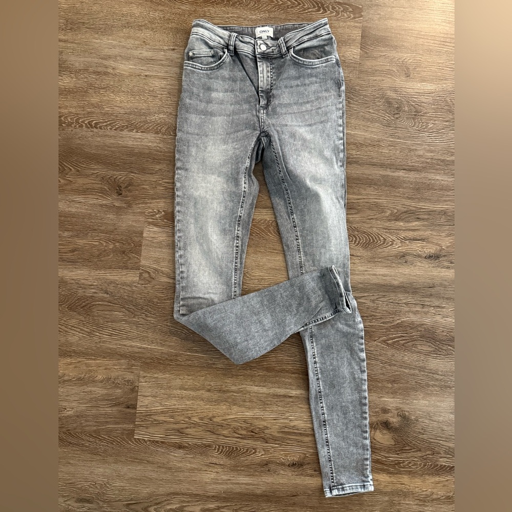 ONLY Women's Gray skinny Jeans size M